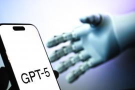 Cum devine ChatGPT mai "inteligent" pe măsură ce "uită" informaţii. Ce funcţie nouă a introdus OpenAI