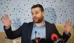 Ciucu: "Am decis în coaliţie să nu mai facem vreun nou referendum legat de pensiile speciale"