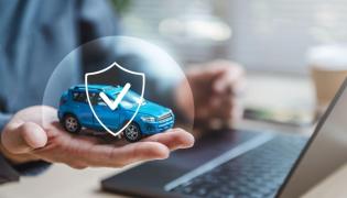 (P) Serviciu online de notificare RCA: siguranță și confort pentru șoferi