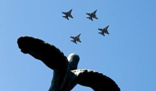 Şeful Statului Major al Apărării: "Nu intrăm într-un război. În schimb, ne pregătim ca pentru un război"