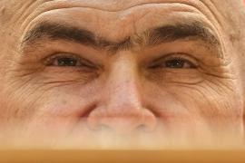 Grindeanu, atac la Bolojan: "Guvernarea ar trebui făcută cu inima deschisă, nu doar cu sprânceana încruntată"