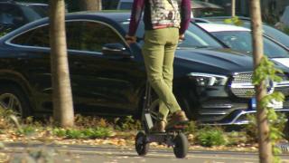 Accident între o maşină şi o trotinetă în Covasna. Nu se ştie deocamdată cine a fost de vină