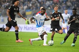 Universitatea Craiova şi Noah au încheiat la egalitate, 1-1, meciul din Conference League