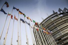 Uniunea Europeană acuză TikTok şi Meta de încălcarea regulilor de transparenţă