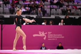 România, fără medalie la CM de gimnastică după ce Voinea a luat locul 4 la sol. Elogiu adus româncei de CIO