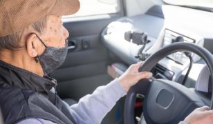 Un șofer japonez sărac a aflat la 60 de ani că a fost schimbat la naștere și provine dintr-o familie bogată