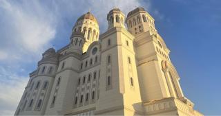 INFOGRAFIE. Simbolurile Catedralei Naționale. Ce semnifică forma monumentului