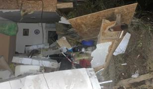 Șase persoane, între care un bebelu, evacuate după prăbușirea unui mal de pământ în Tulcea