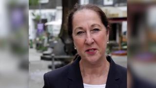 O primăriţă din Germania, atacată cu cuţitul în faţa casei. Abia câştigase alegerile