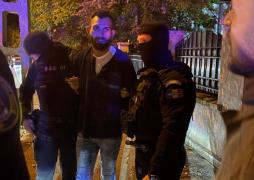 Deţinut periculos, evadat de sub escorta poliţiştilor. A fost prins rapid: peste 600 de persoane l-au căutat