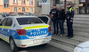 Bărbat din Maramureş, reținut după ce și-a agresat fosta soție și a amenințat-o cu o armă