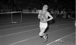 Pe 21 noiembrie 2000 se stingea din viaţă atletul cehoslovac Emil Zatopek, multiplu campion olimpic