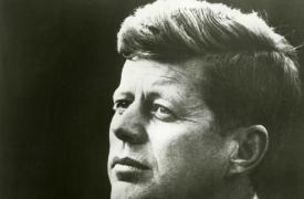 Pe 22 noiembrie 1963 a fost asasinat preşedintele american John F. Kennedy