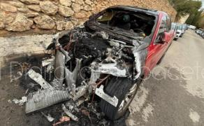 Un român incendiază maşini în Spania şi se laudă în faţa poliţiştilor. Vrea la închisoare, altfel va continua