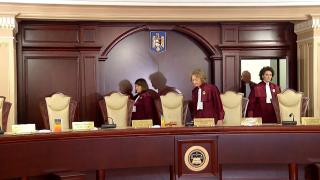 Reforma administrației, fără tăieri salariale. Guvernul pregătește asumarea pe pensiile magistraților