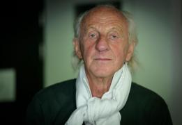 Paul Costelloe a murit. Designerul personal al prințesei Diana avea 80 de ani