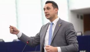 Candidatul independent Vlad Gheorghe susține că este presat să se retragă din cursa pentru Primăria Capitalei