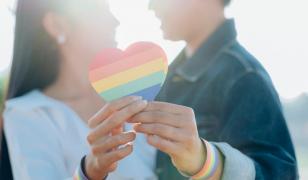 CJUE: Țările UE trebuie să recunoască căsătoriile între persoane de același sex încheiate în alt stat