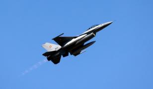 Rusia a atacat porturile ucrainene lângă graniţa cu România. MApN a ridicat patru avioane F-16 de la sol