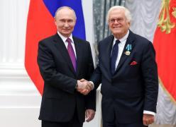 Scandal la Berlin după ce un dirijor german a fost decorat de Putin