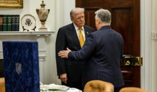 Viktor Orban, impresionat de secretarul de presă de la Casa Albă: "Pot să o aduc pentru noi?"