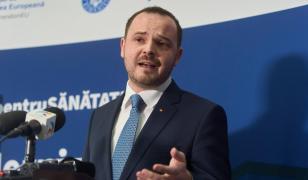 Ministrul Sănătăţii: "Din păcate, încă există mulţi români care consideră că vor fi microcipaţi"