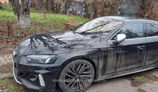 Maşină de 70.000 de euro furată din Austria, depistată la Iași. Şoferul susţine că nu ştia că e furată