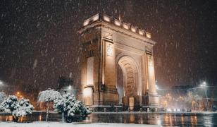 Primul val de ninsori și vreme rece din această iarnă începe de miercuri, 24 decembrie