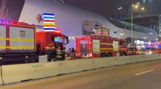 Incendiu la Promenada Mall. Peste 1.000 de oameni au fost evacuaţi