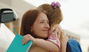 Zi liberă pentru parinţi la început de an şcolar. Senatul a adoptat propunerea legislativă