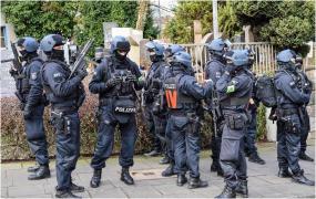 Fata a fost salvată la timp și este în siguranță