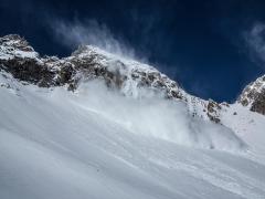 Doi schiori, ucişi într-o avalanşă în Oregon