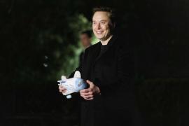 Elon Musk a scris pe X că președintele CCR, Marian Enache, 