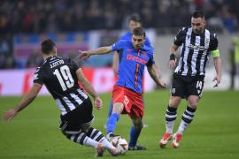 FCSB - PAOK Salonic 2-0 în Europa League. Roș-albaștrii, în optimi după ce au învins categoric echipa antrenată de Răzvan Lucescu