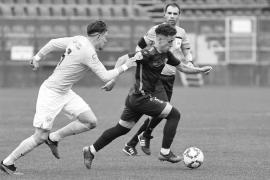 Tragedie în fotbal. Luca Manolache, jucător la FCSB, a murit la doar 19 ani: ar fi făcut infarct