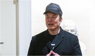 Elon Musk l-a numit pe Trump 