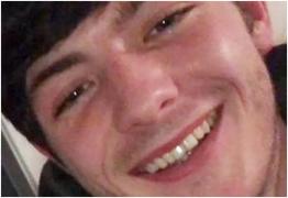 Tânărul, înjunghiat în inimă de cea căreia i-o dăruise