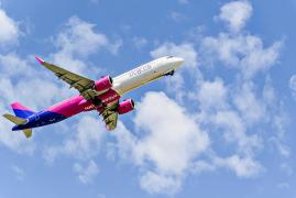 Wizz Air oferă o reducere de 25% pentru fiecare două bilete cumpărate miercuri. Care sunt condiţiile