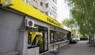 Raiffeisen Digital Bank se închide în România. Unde îşi mută operaţiunile