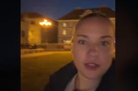 O tânără din SUA le recomandă americanilor să viziteze România. Clipul de pe TikTok a devenit viral: motivul, ironizat de români