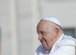 Papa Francisc, în afara oricărui pericol. Vaticanul anunță îmbunătățiri semnificative ale stării sale de sănătate