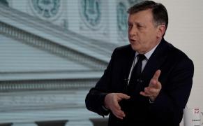 Ce spune Crin Antonescu despre sondajele care îl plasează pe locul doi