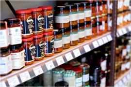 Camerele de Comerţ şi confederaţia patronală Concordia contestă ordinul lui Piedone despre afişarea adaosului comercial