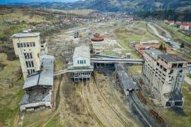 O nouă fabrică va fi deschisă pe platforma fostei mine de la Petrila, închisă acum 10 ani. 50 de muncitori ar urma să fie angajaţi