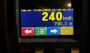 Un tânăr din Giurgiu s-a crezut zmeu pe A2: A fost prins circulând cu 240km/h. Teribilismul l-a costat scump