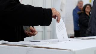CCR a atacat cu recurs decizia Curţii de Apel Ploieşti privind suspendarea hotărârii de anulare a alegerilor