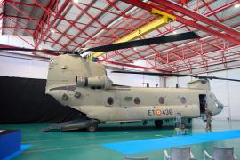 Elicoptere Chinook de 1,4 miliarde de dolari, vândute de SUA Emiratelor Arabe Unite chiar înainte de vizita lui Trump