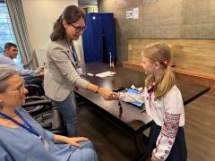 Copiii comunității românești din Pakistan au votat sănătos la Ambasada României