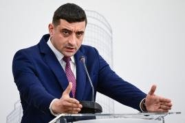 George Simion îl atacă iar pe Emmanuel Macron, în Franţa: 