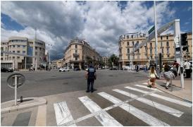 Pană de curent în sudul Franței la Cannes. Poliția suspectează un sabotaj: stâlp de înaltă tensiune, secționat